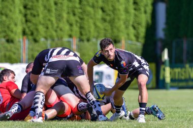 Brasov, Romanya, 30 Ağustos 2020 - Dinamo Rugby VS RUGBY U Cluj Oficial, yarı final Süper Liga Cec Bank arasındaki maçta bilinmeyen rugby oyuncusu
