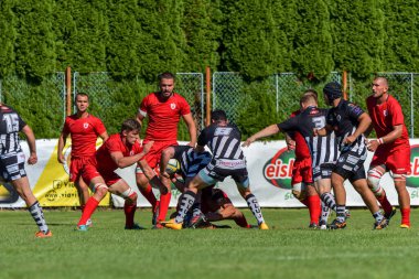 Brasov, Romanya, 30 Ağustos 2020 - Dinamo Rugby VS RUGBY U Cluj Oficial, yarı final Süper Liga Cec Bank arasındaki maçta bilinmeyen rugby oyuncusu