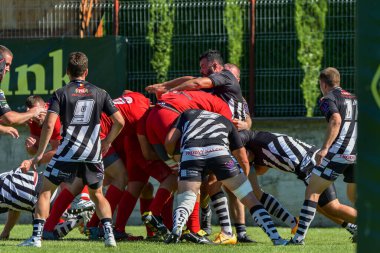 Brasov, Romanya, 30 Ağustos 2020 - Dinamo Rugby VS RUGBY U Cluj Oficial, yarı final Süper Liga Cec Bank arasındaki maçta bilinmeyen rugby oyuncusu
