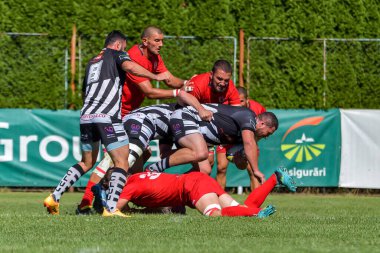 Brasov, Romanya, 30 Ağustos 2020 - Dinamo Rugby VS RUGBY U Cluj Oficial, yarı final Süper Liga Cec Bank arasındaki maçta bilinmeyen rugby oyuncusu