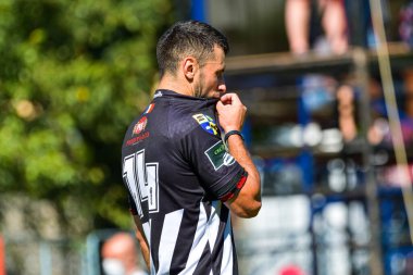 Brasov, Romanya, 30 Ağustos 2020 - Dinamo Rugby VS RUGBY U Cluj Oficial, yarı final Süper Liga Cec Bank arasındaki maçta bilinmeyen rugby oyuncusu