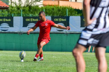 Brasov, Romanya, 30 Ağustos 2020 - Dinamo Rugby VS RUGBY U Cluj Oficial, yarı final Süper Liga Cec Bank arasındaki maçta bilinmeyen rugby oyuncusu