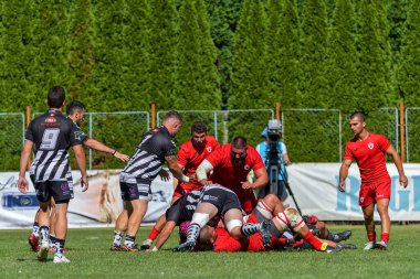 Brasov, Romanya, 30 Ağustos 2020 - Dinamo Rugby VS RUGBY U Cluj Oficial, yarı final Süper Liga Cec Bank arasındaki maçta bilinmeyen rugby oyuncusu