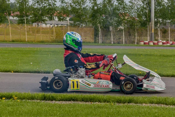Prejmer Brasov Románia Május Ismeretlen Pilóták Versenyeznek Nemzeti Karting Bajnokságon — Stock Fotó