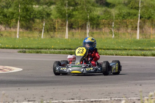 Prejmer Brasov Románia Május Ismeretlen Pilóták Versenyeznek Nemzeti Karting Bajnokságon — Stock Fotó