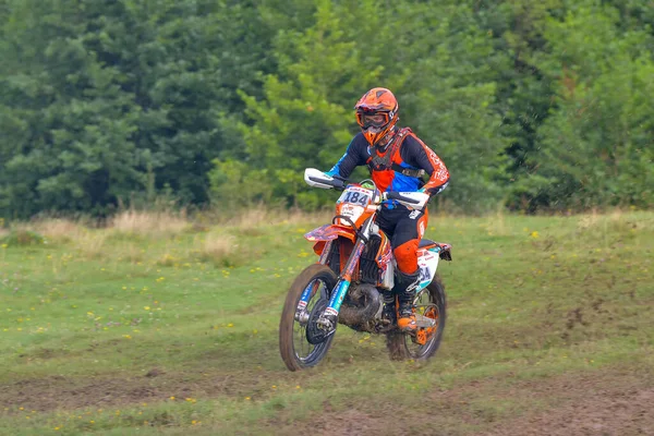 Sibiu Rumunsko Července Neznámý Konkurent Red Bull Romaniacs Hard Enduro — Stock fotografie