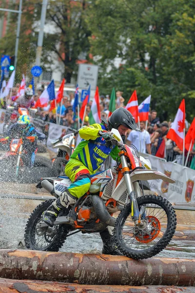 Sibiu Romania Julio Desconocida Competidora Red Bull Romaniacs Hard Enduro — Foto de Stock