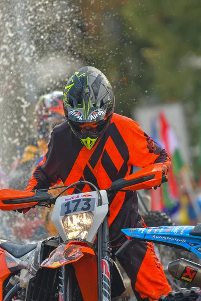 Sibiu Romania Julio Desconocida Competidora Red Bull Romaniacs Hard Enduro — Foto de Stock