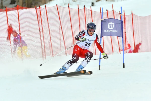 Brasov Romania Febrero 2017 Desconocido Jóvenes Competidores Rumania Husqvarna Cup —  Fotos de Stock