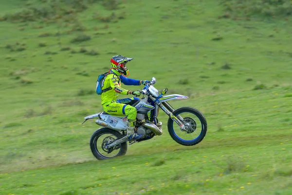 Сибиу Румыния Июля Неизвестный Конкурент Red Bull Romaniacs Hard Enduro — стоковое фото