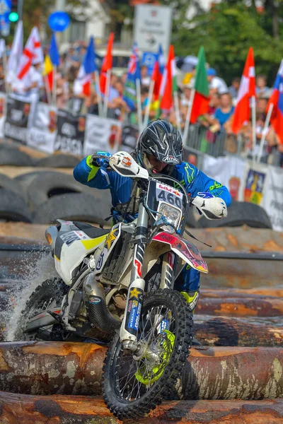 Sibiu Rumunsko Července Neznámý Konkurent Red Bull Romaniacs Hard Enduro — Stock fotografie