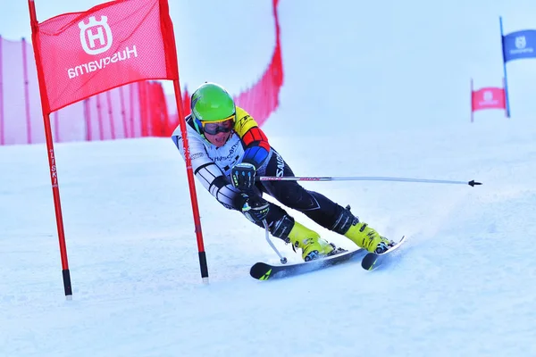 Brasov Romania Febrero 2017 Jóvenes Competidores Rumania Husqvarna Cup Junior —  Fotos de Stock