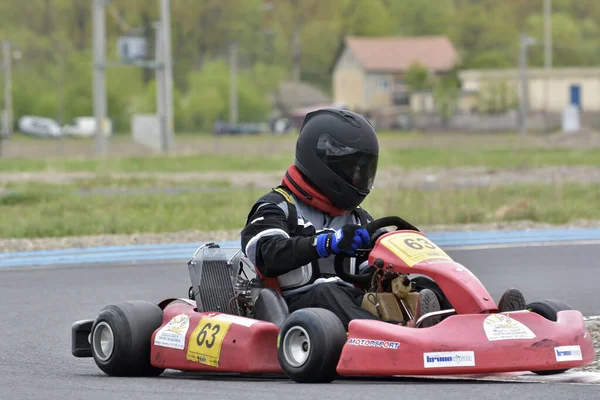 Prejmer Brasov Roménia Maio Pilotos Desconhecidos Competindo Campeonato Nacional Karting Imagem De Stock