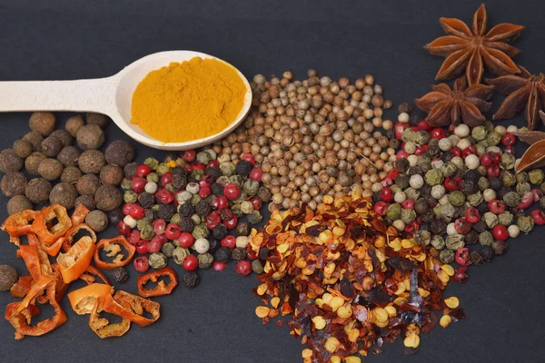 Different spices and herbs — Stock Photo, Image