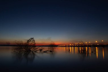 Thep Suda Köprüsü Gece Görüşü Kalasin Eyaleti, Tayland