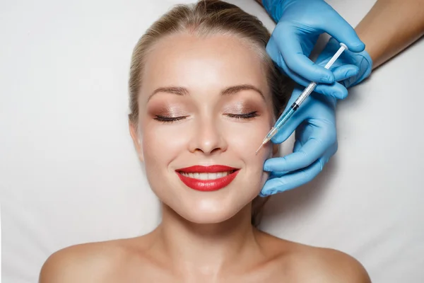 Woman at plastic surgery — Stock Photo, Image