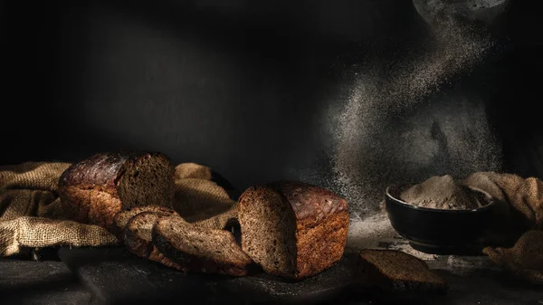 Fresh Bread Baked Homemade Artisan Sourdough Rye Table Close Front — Stock Photo, Image