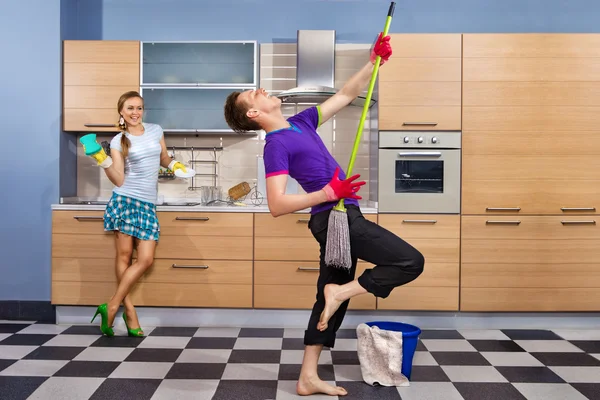 Funny couple on kitchen — Stock Photo, Image