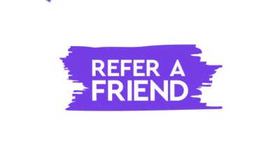 Fırçalı pankart, boyalı - bir arkadaşı işaret ediyor. Hareket grafikleri.