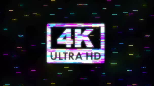 4K Ultra HD glitch label. Hoogwaardige technologie. LED-tv-scherm. Bewegingsgrafiek. — Stockvideo