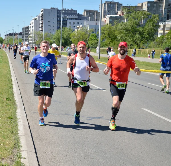 Corredores durante la carrera de maratón — Foto de Stock