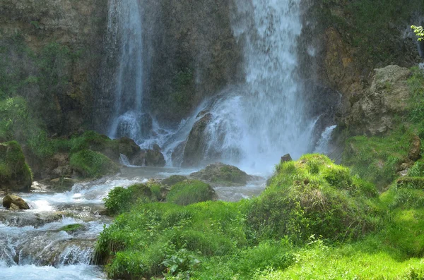 Partie inférieure de la cascade de Gostilje — Photo