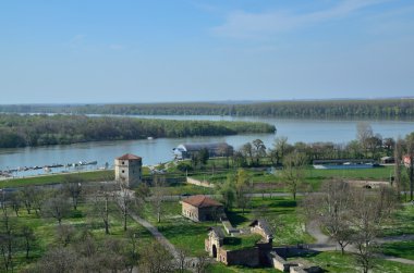 nehir sava izdiham Tuna içine