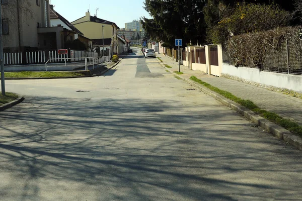 Crossroads of streets in residential areas without modified priority in driving for cars — Stock Image Crossroads Streets Residential Areas Modified Priority Driving Cars Stock Photo