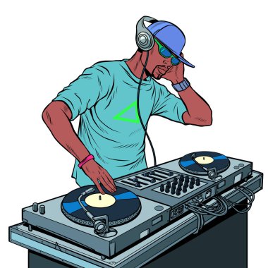 Vinil turntable 'larda siyahi DJ' lik. konser müzik performansı