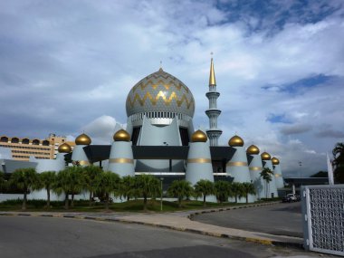 Kota Kinabalu bir caminin dış görünümünü