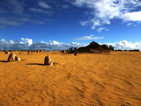 石峰在 Nambung 国家公园 — 图库照片