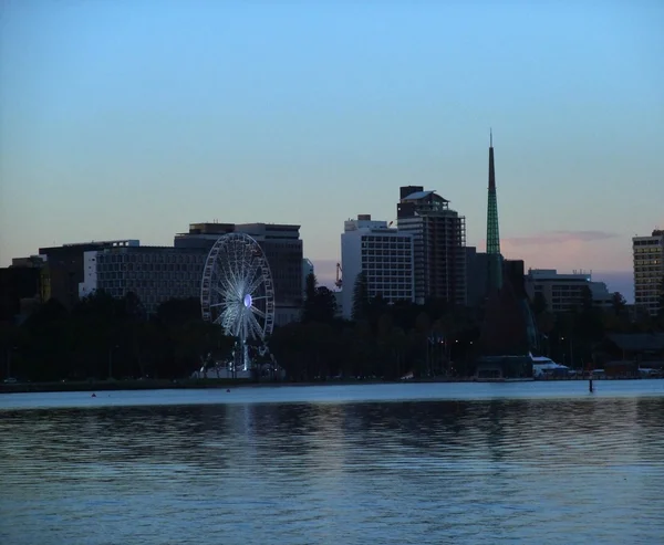 Panoramę miasta Perth w zachodniej Australii — Zdjęcie stockowe