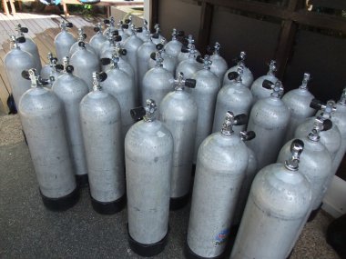 tüplü dalış tankları