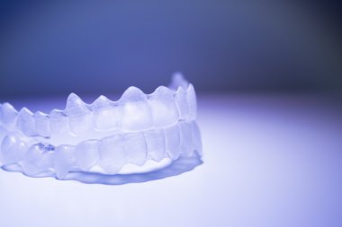 Görünmez diş diş parantez aligners plastik diş telleri yeniden diş