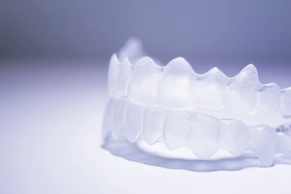 Aligners plastik diş teli görünmeyen diş diş parantez diş 