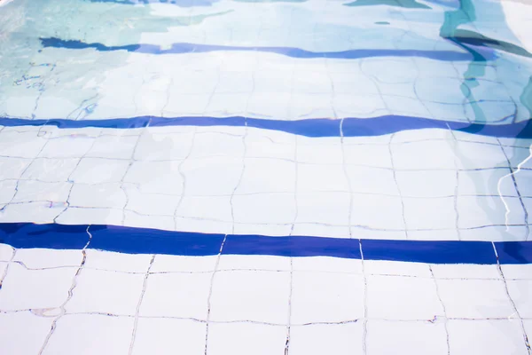 Partie d'une piscine d'été — Photo