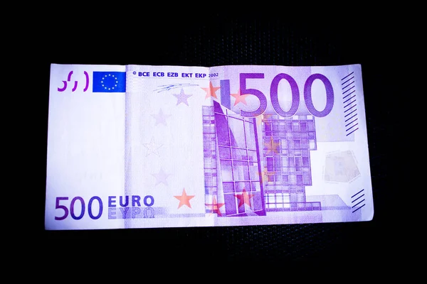 500 Евро Официальных Банкнотах Людей — стоковое фото