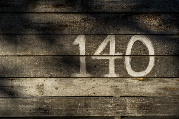 Sayı 140 ahşap doku