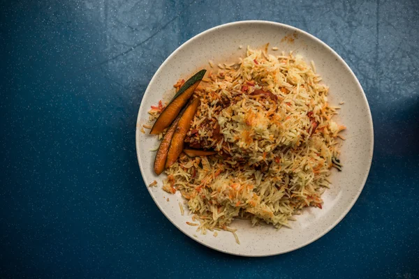 Tavuk Biryani Üstten Görünüm