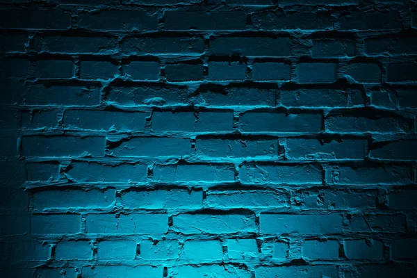 Textura de pared de ladrillo con efecto de neón azul claro como fondo — Foto de Stock