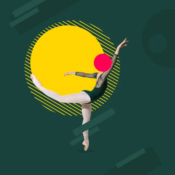 Collage d'art. Portrait de jeune danseuse de ballet isolée sur fond vert avec un grand cercle jaune. Vue latérale — Photo