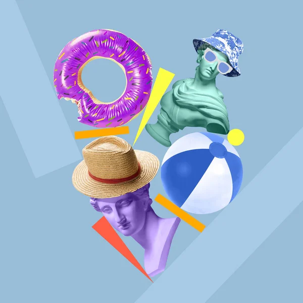 Sommerferien. Kreative statische Komposition mit antiken Statuen und Strand-Attributen auf pastellblauem Hintergrund — Stockfoto