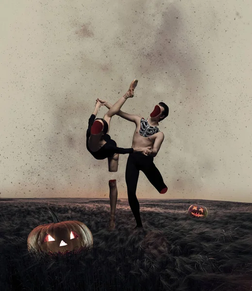 Gente muerta, espíritus bailando ballet en el campo de humo. Concepto Halloween —  Fotos de Stock