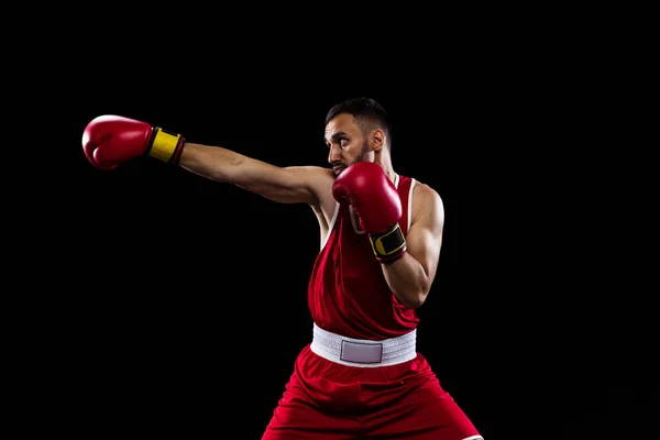 Primera Ronda Golpe Recto Deportista Profesional Joven Boxeador Guantes Entrenando — Foto de Stock