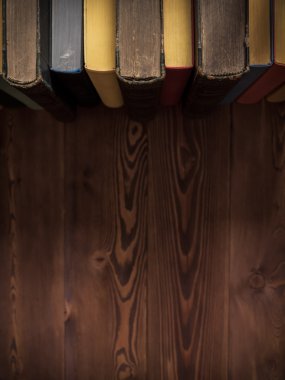 Masada duran kitaplar