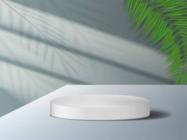 Beyaz Kürsü ve Gidiş Minimal Sahnesi