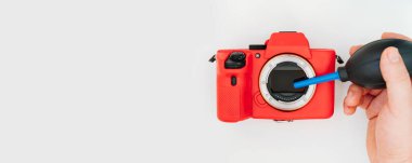 Tozdan, tozdan, havadan plastik armuttan kamera hizmeti ve temizliği