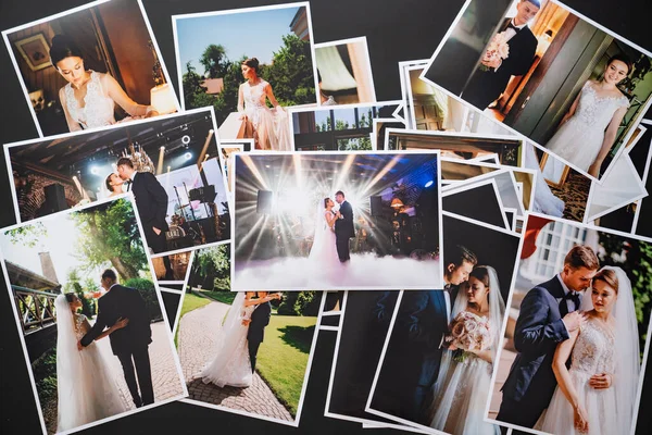 Spread out wedding photos. the result of the photographers work at the wedding. — Stock Photo, Image