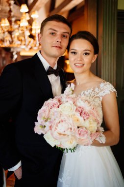 Yeni evli çiftimizin portresi. etkinlik planlama servisleri. 