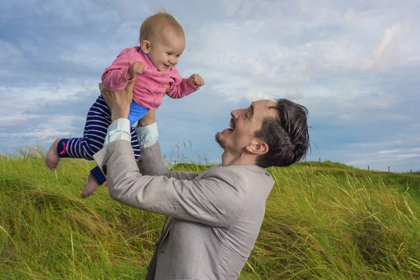 Far och dotter kärlek — Stockfoto